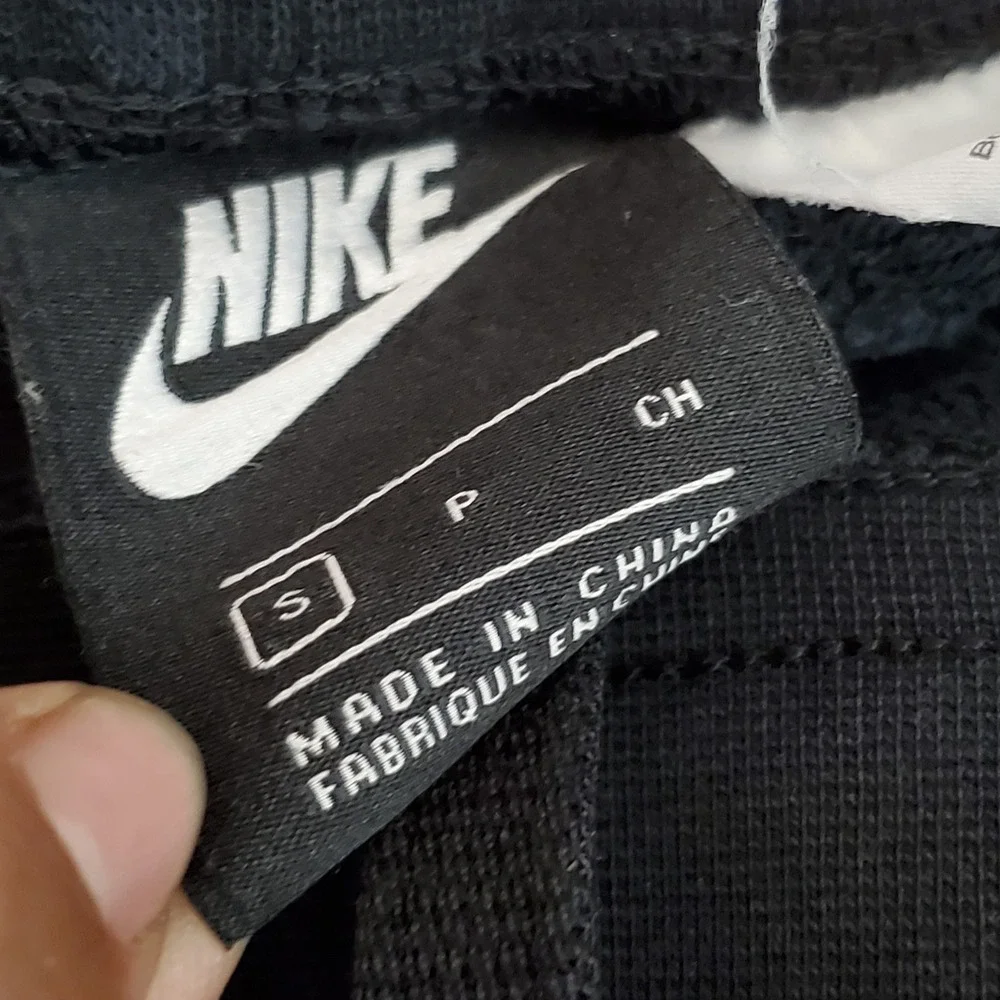 Nike *please carefully